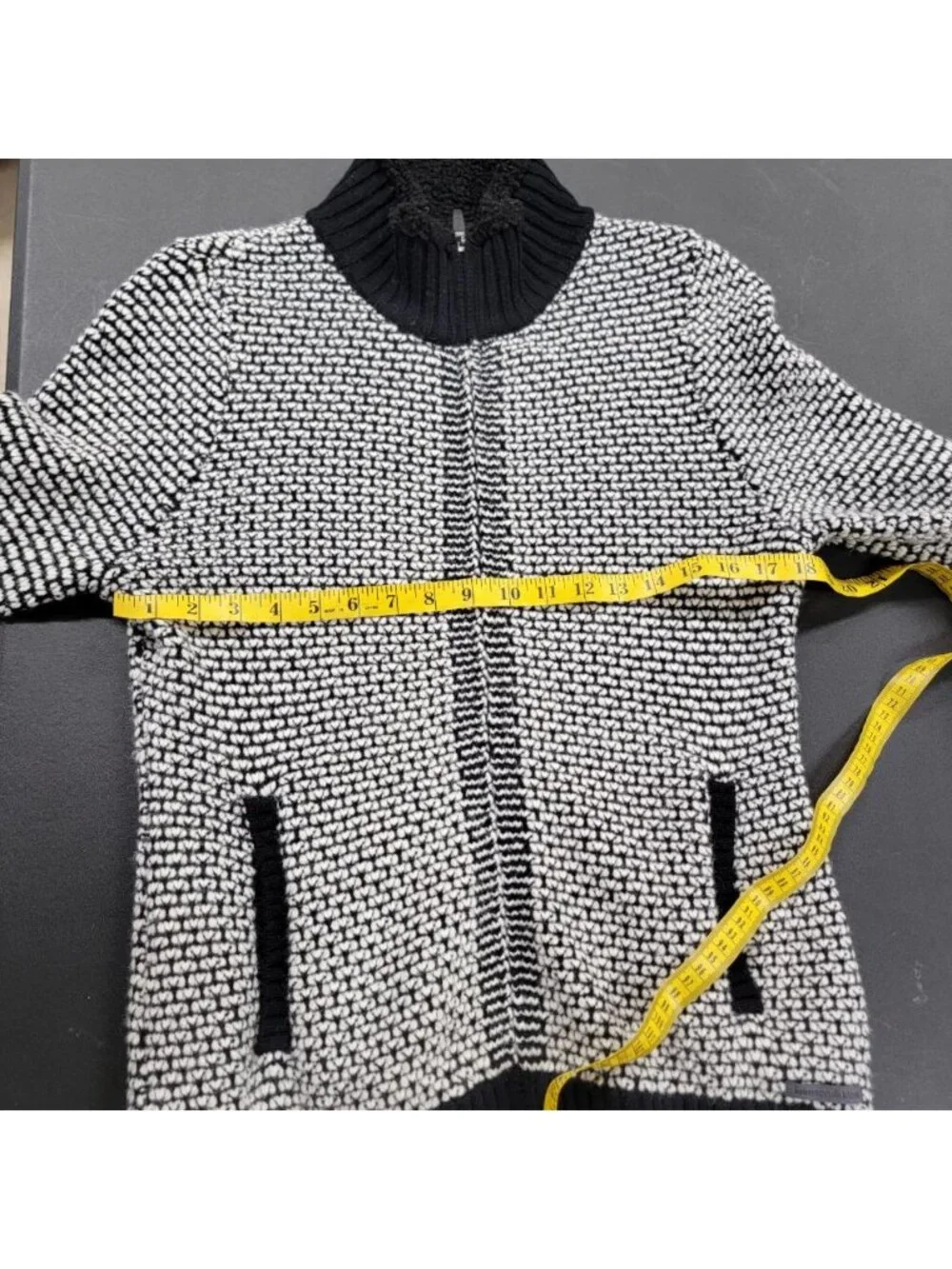 Krimson Klover MVP3 Full Zip Sweater Size M Merino Wool Blend Gray Elbow Patch - Picture 6 of 8